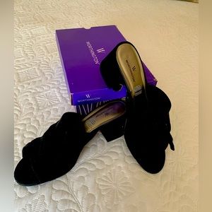 Worthington black slides with 2.5” heel